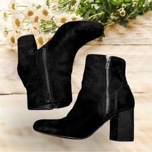 Black Diba ankle boots